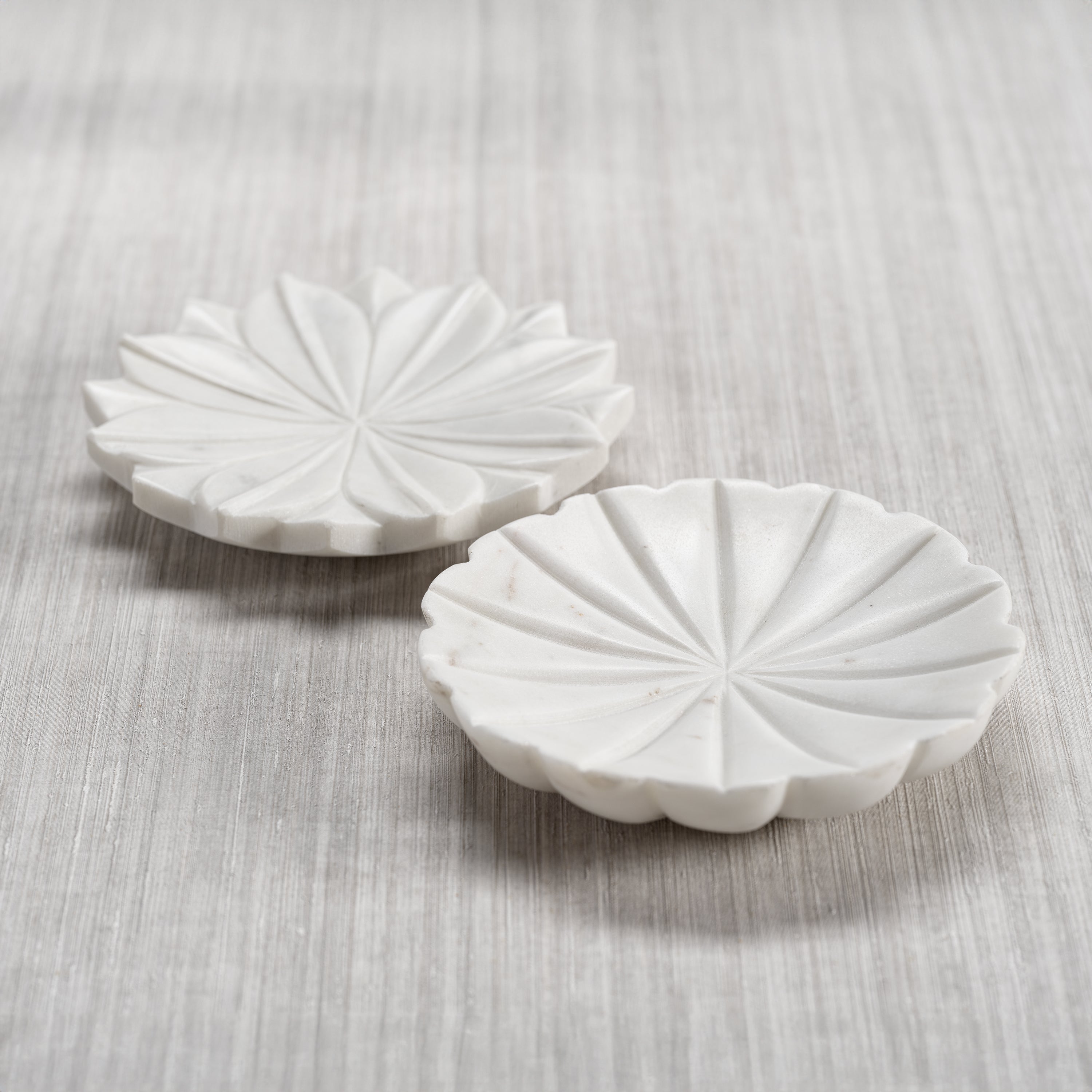 2-Piece Lotus Marble Decorative Dish Set, White